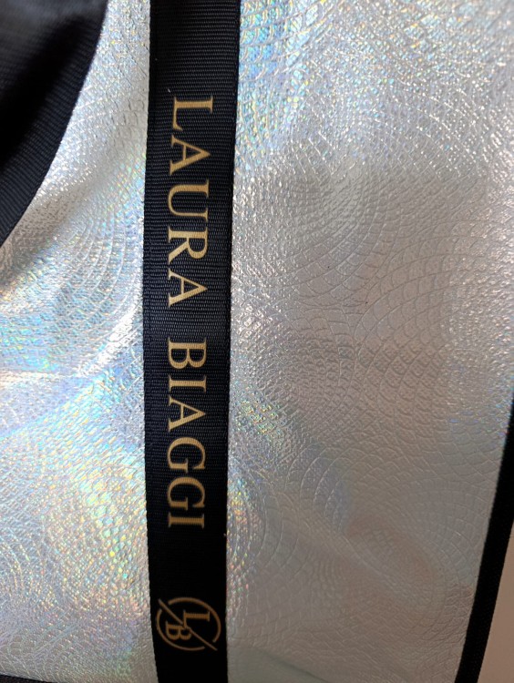 holograficzna-laura-biaggi-pojemna (2).jpg