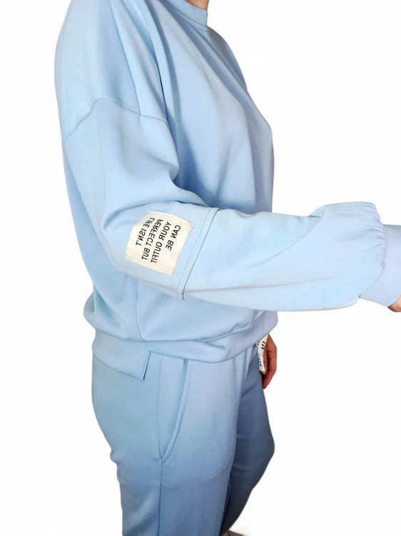 bluza oversize z naszywką