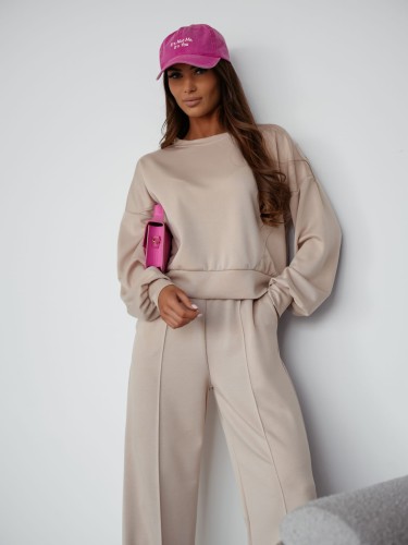 komplet damski z szerokimi nogawkami