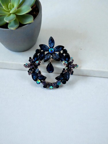 granatowa-broszka-z-kamieniem.jpg