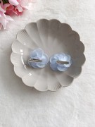 błękitne-spinki-róże-do-włosów.jpg