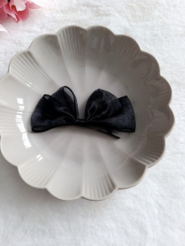 czarna-spinka-na-bok-głowy (1).jpg