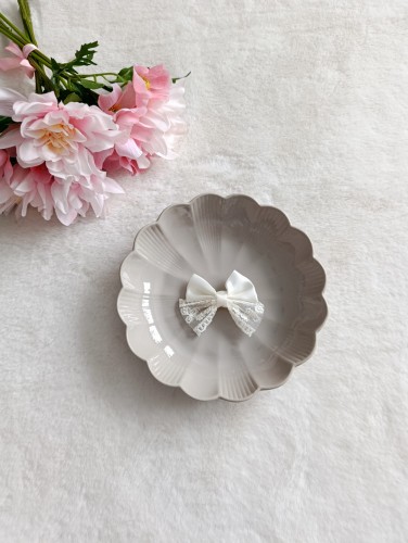 kremowa-satynowa-spinka-do-włosów (3).jpg