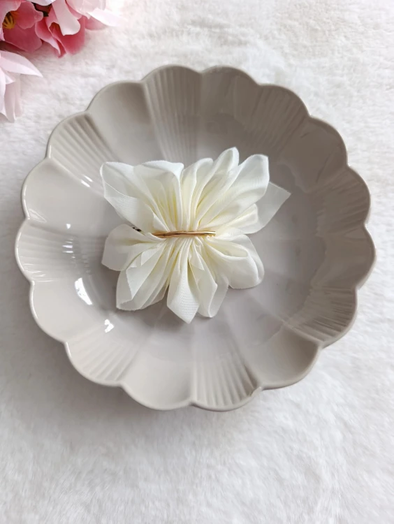 ecru-spinka-do-włosów-damska (1).jpg