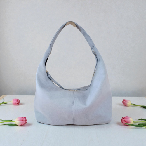 torebka-damska-błękitna-zamszowa-wiosna (3).png