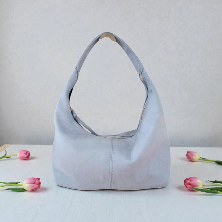 torebka-damska-błękitna-zamszowa-wiosna (3).png