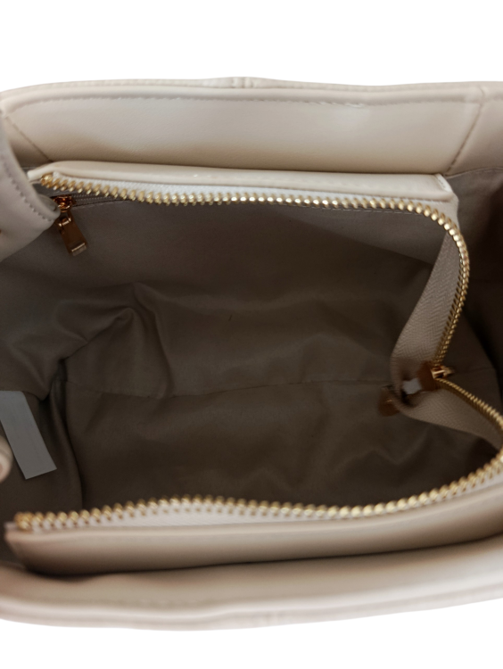 torebka-damska-apricot-do-ręki-beżowa (9).png