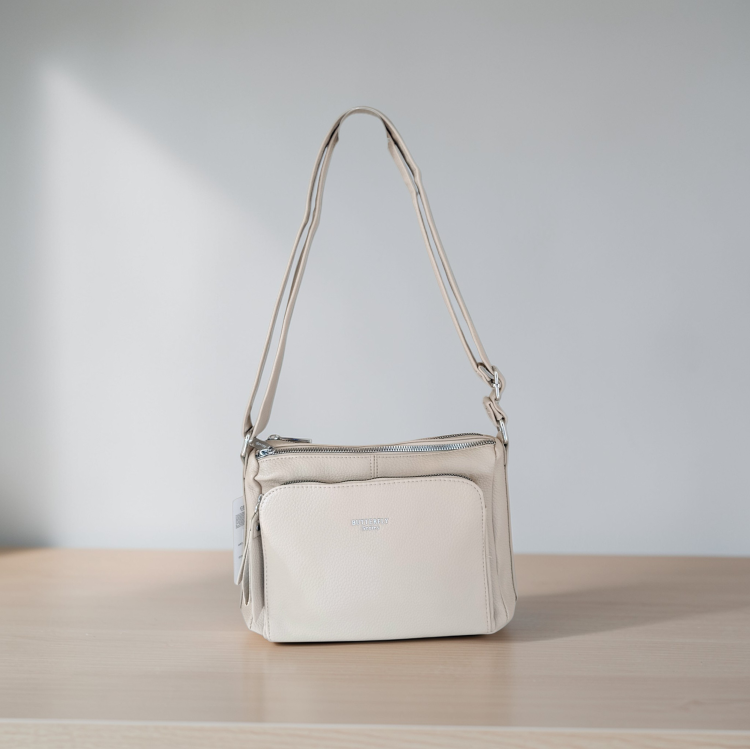 miejska-torebka-listonoszka-na-beżowa (2).png