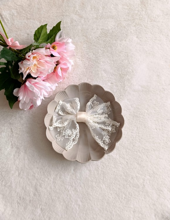duża-koronkowa-spinka-do-włosów (4).jpg