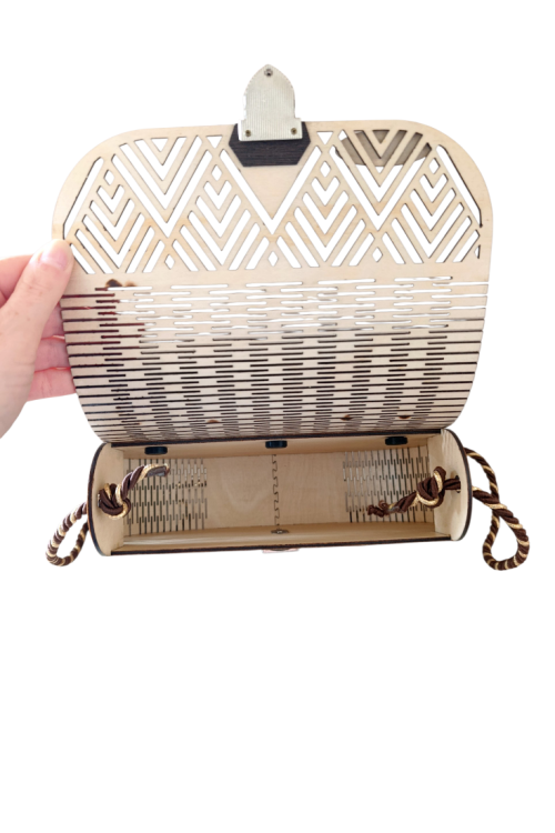 torebka-drewniana-zoja-apaszkowelove-brązowa (5).png