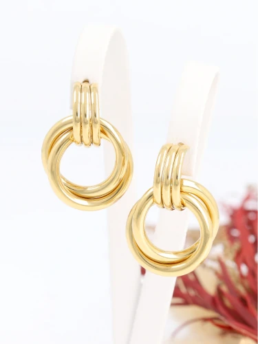 kolczyki-ringi-złote-kółka.webp