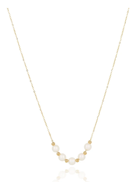 naszyjnik-z-perełkami-złoty-damski.webp