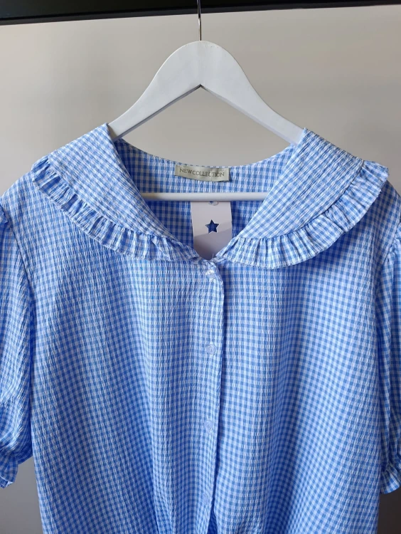 błękitna-koszula-damska-w-kratkę-kołnierzyk (1).jpg