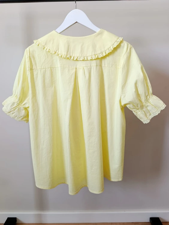koszula-bawełniana-żółta-wyszywany-kołnierzyk (4).jpg